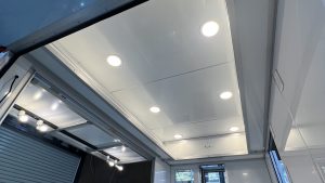 LED天井照明埋込タイプ6ヶ所